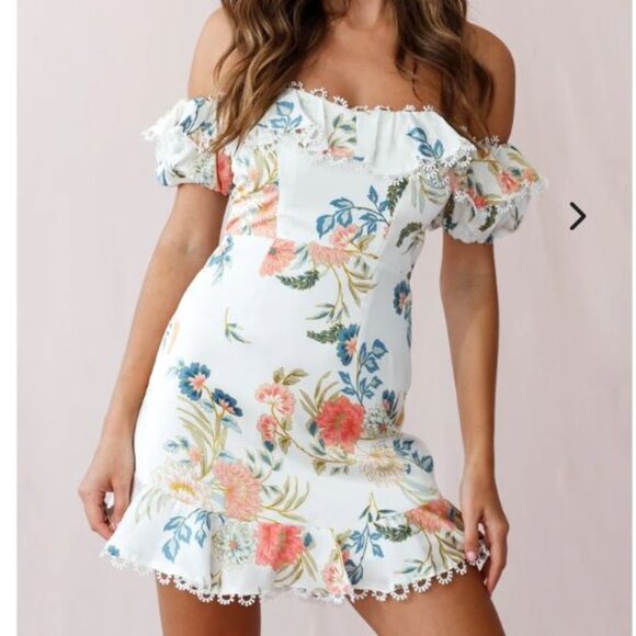 BOBBY BARDOT NECKLINE PUFF SLEEVE DRESS FLORAL PRINT WHITE - Picture 3 of 9